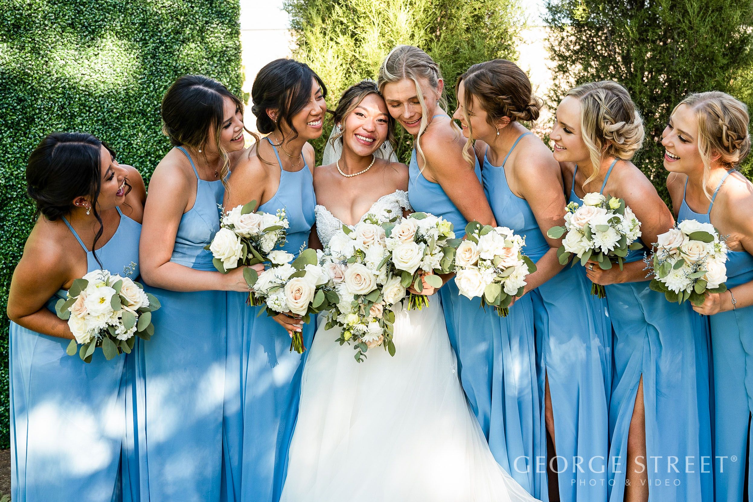20 Joyful Ways To Keep Bridesmaids Happy and Stress Free