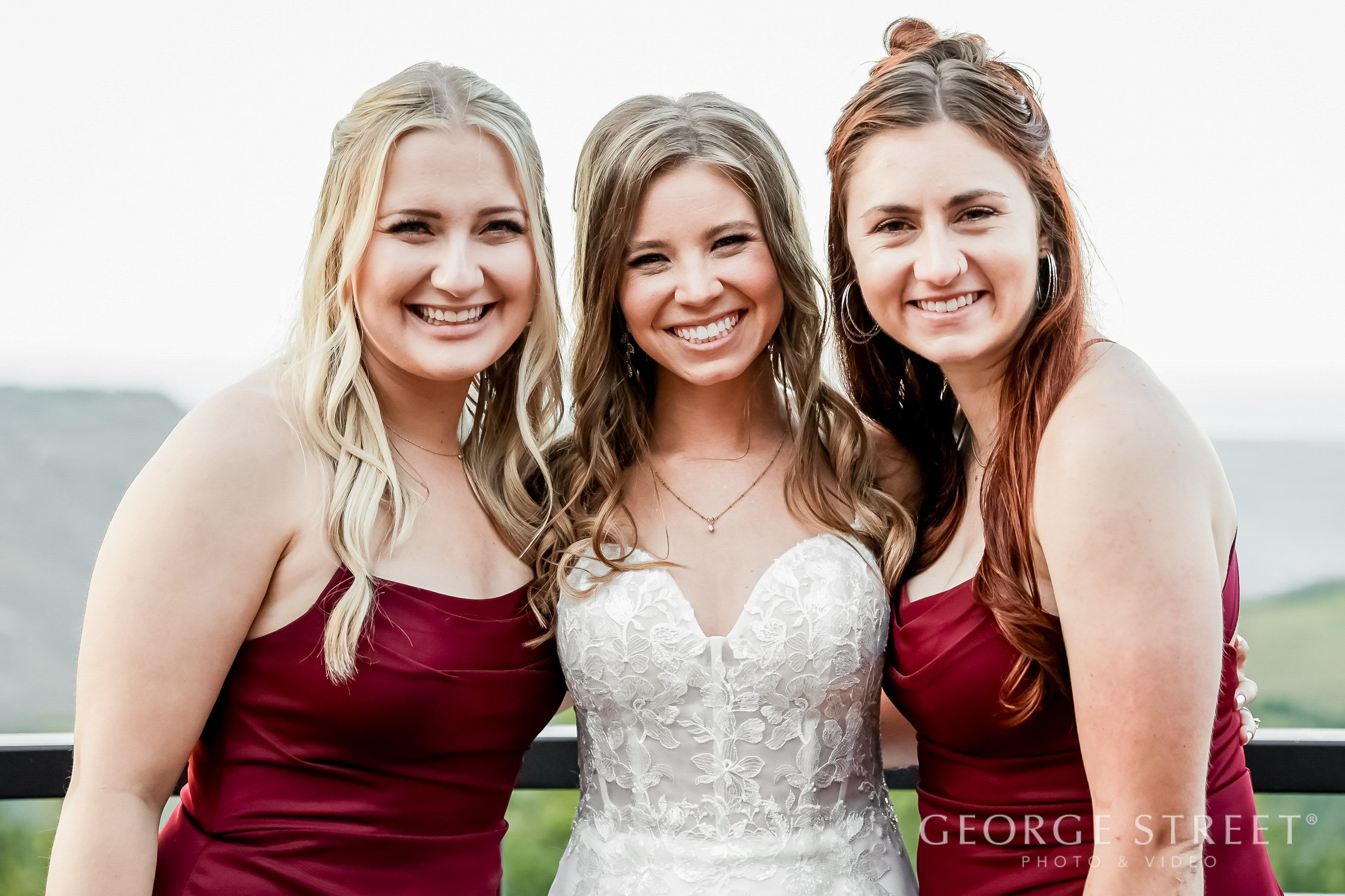 20 Joyful Ways To Keep Bridesmaids Happy and Stress Free