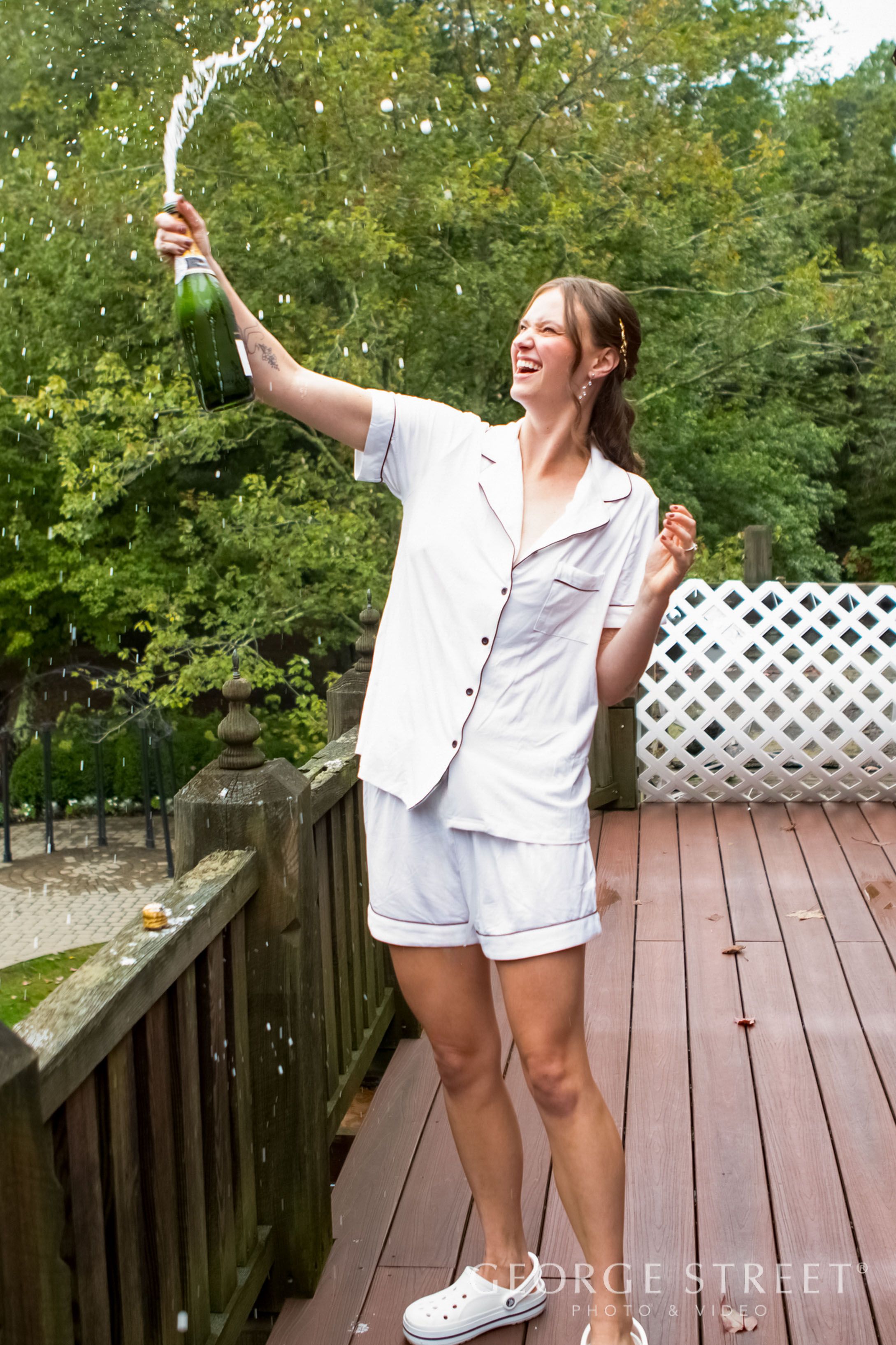 20 Joyful Ways To Keep Bridesmaids Happy and Stress Free