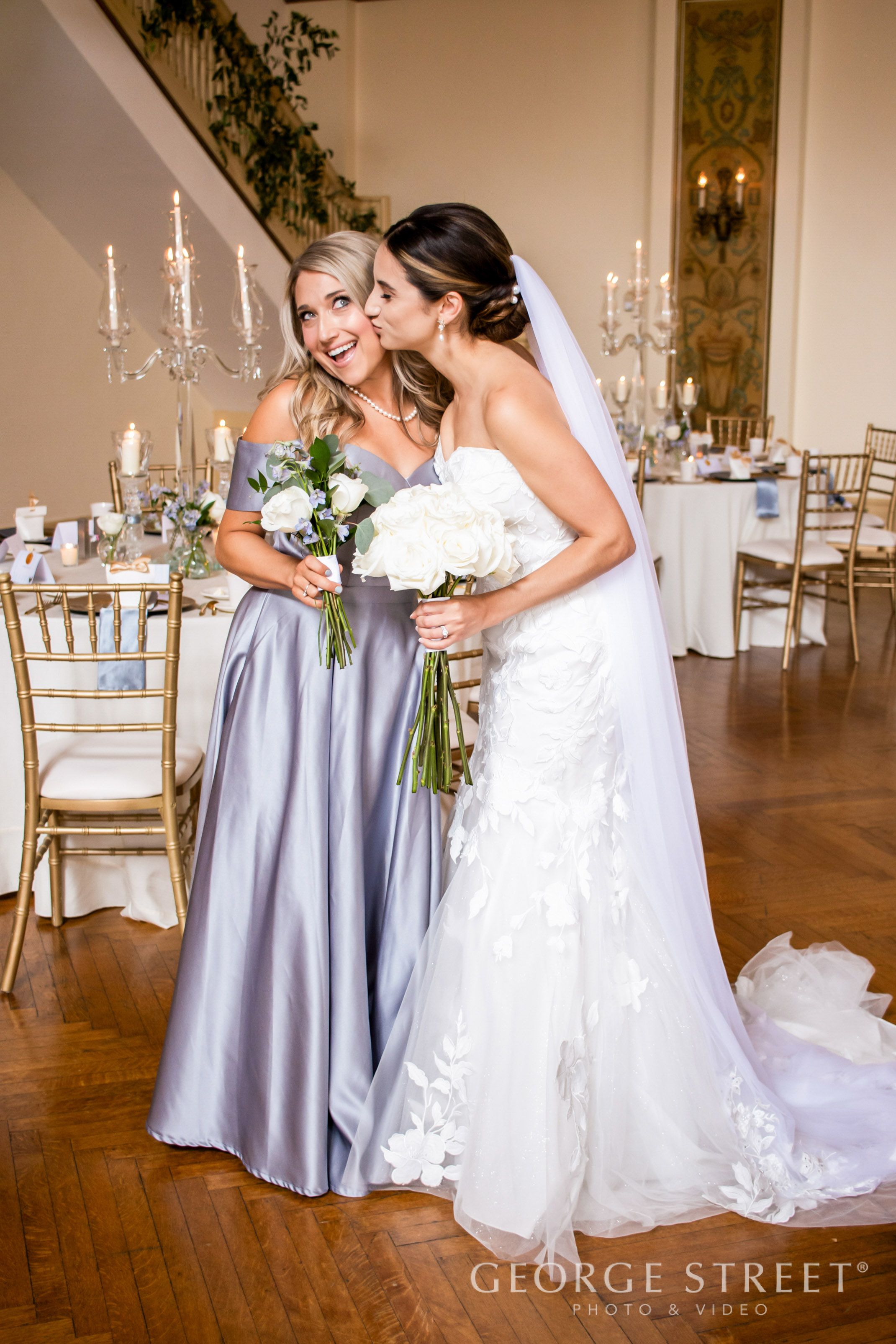 20 Joyful Ways To Keep Bridesmaids Happy and Stress Free