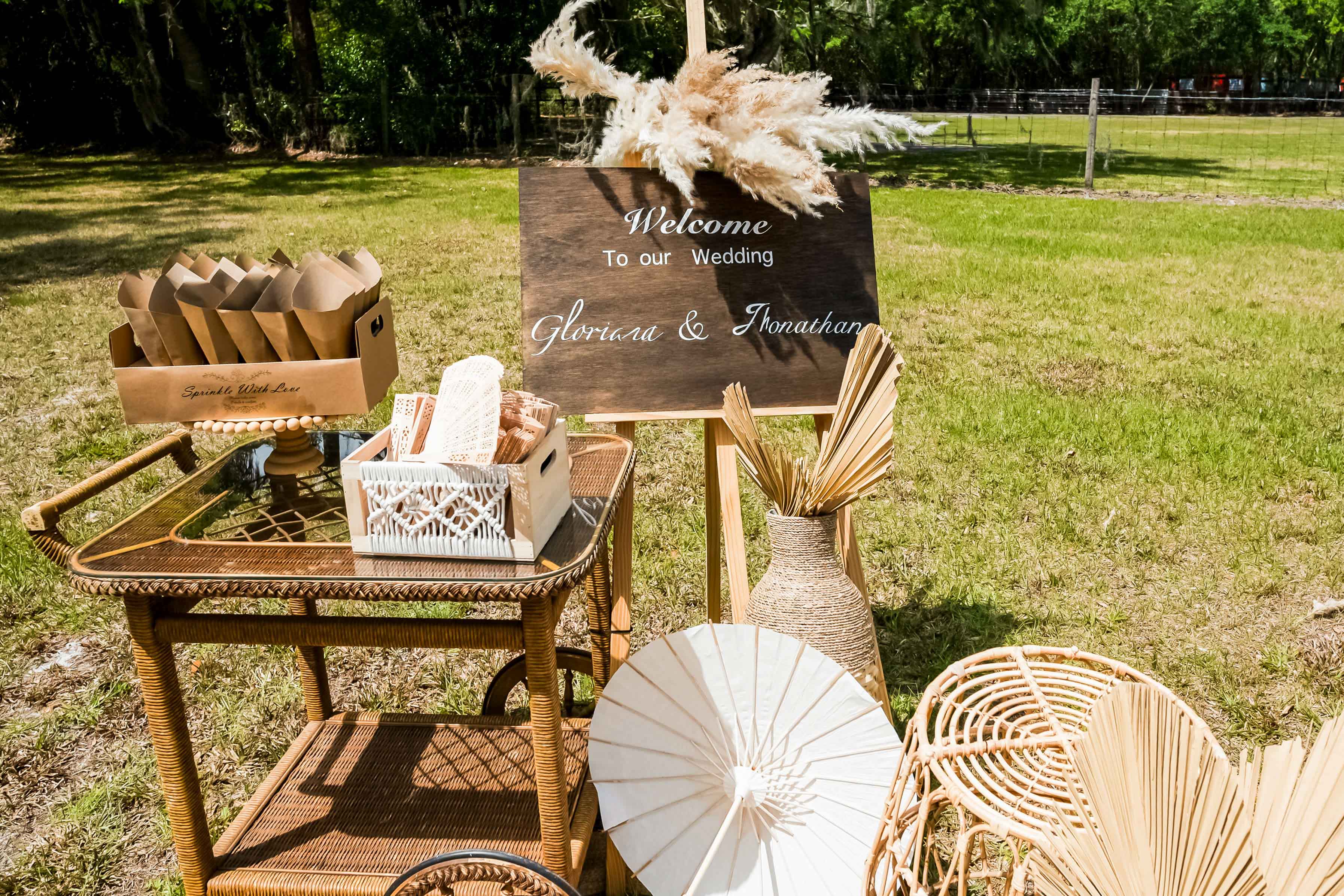 table decor for desert wedding couple 